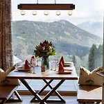 Alpenchalets Oberlaiming * 이터