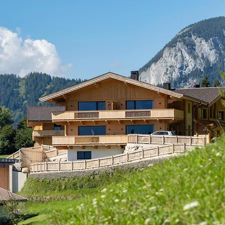 Alpenchalets Oberlaiming Semesterbostad Itter